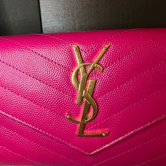 YSL Quilted Envelope Wallet - Picture 4 of 16